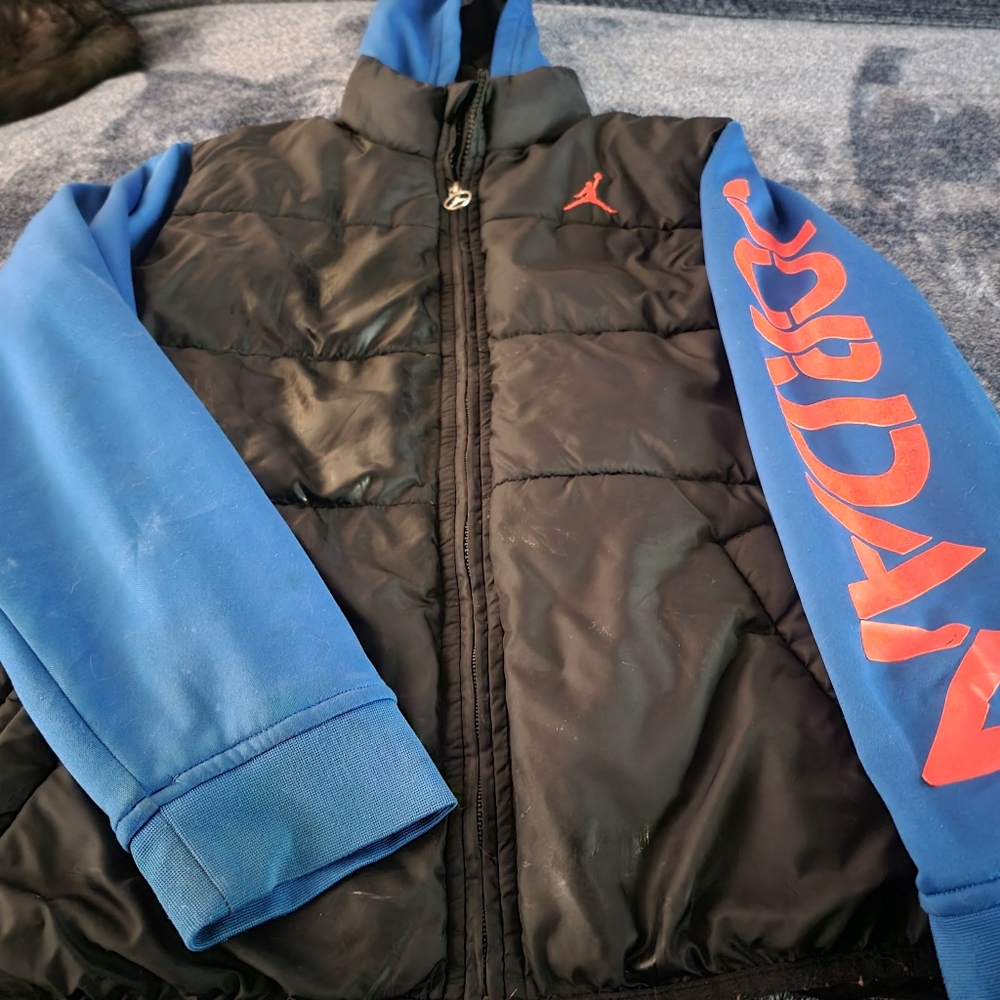 Jordan boys puffer jacket